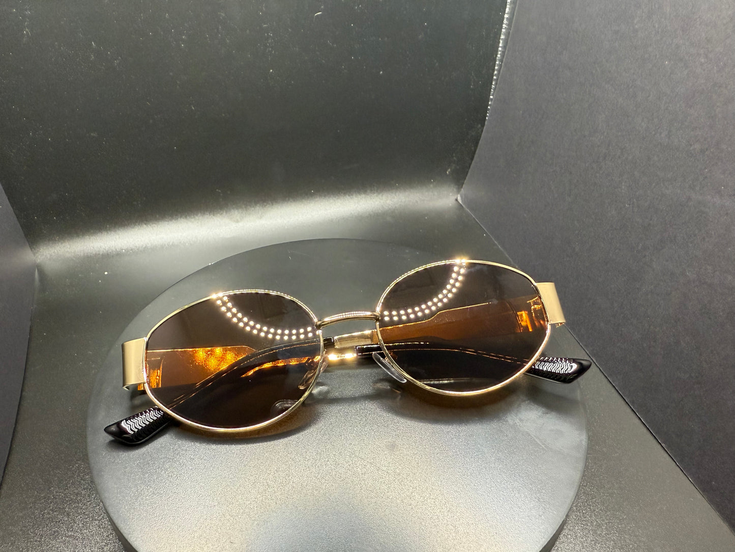 Gold Vibes Sunnies